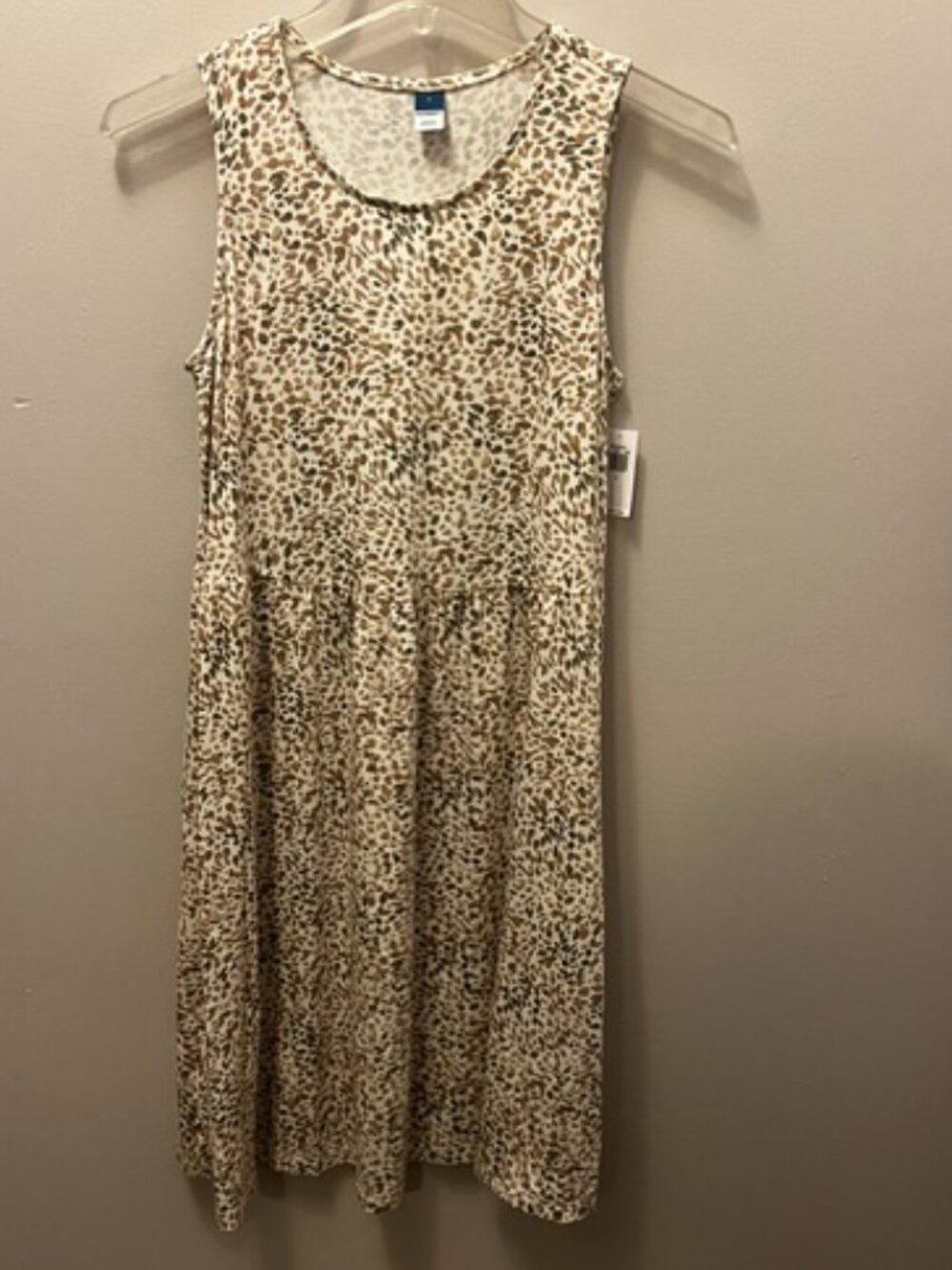 New w/tags Women's Old Navy Beige and White Leopard Midi Summer Sleeveless Dress